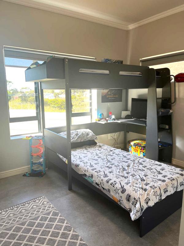 3 Bedroom Property for Sale in Island View Western Cape